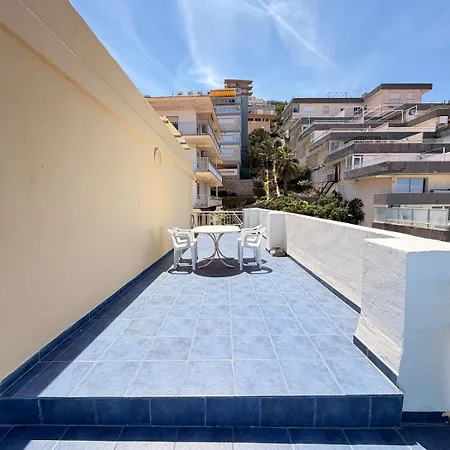 Apartment First-line Beachfront Penthouse, Terrace, And Ocean Views