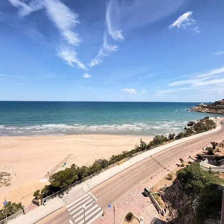 Apartment First-line Beachfront Penthouse, Terrace, And Ocean Views