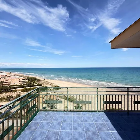 First-line Beachfront Penthouse, Terrace, And Ocean Views *